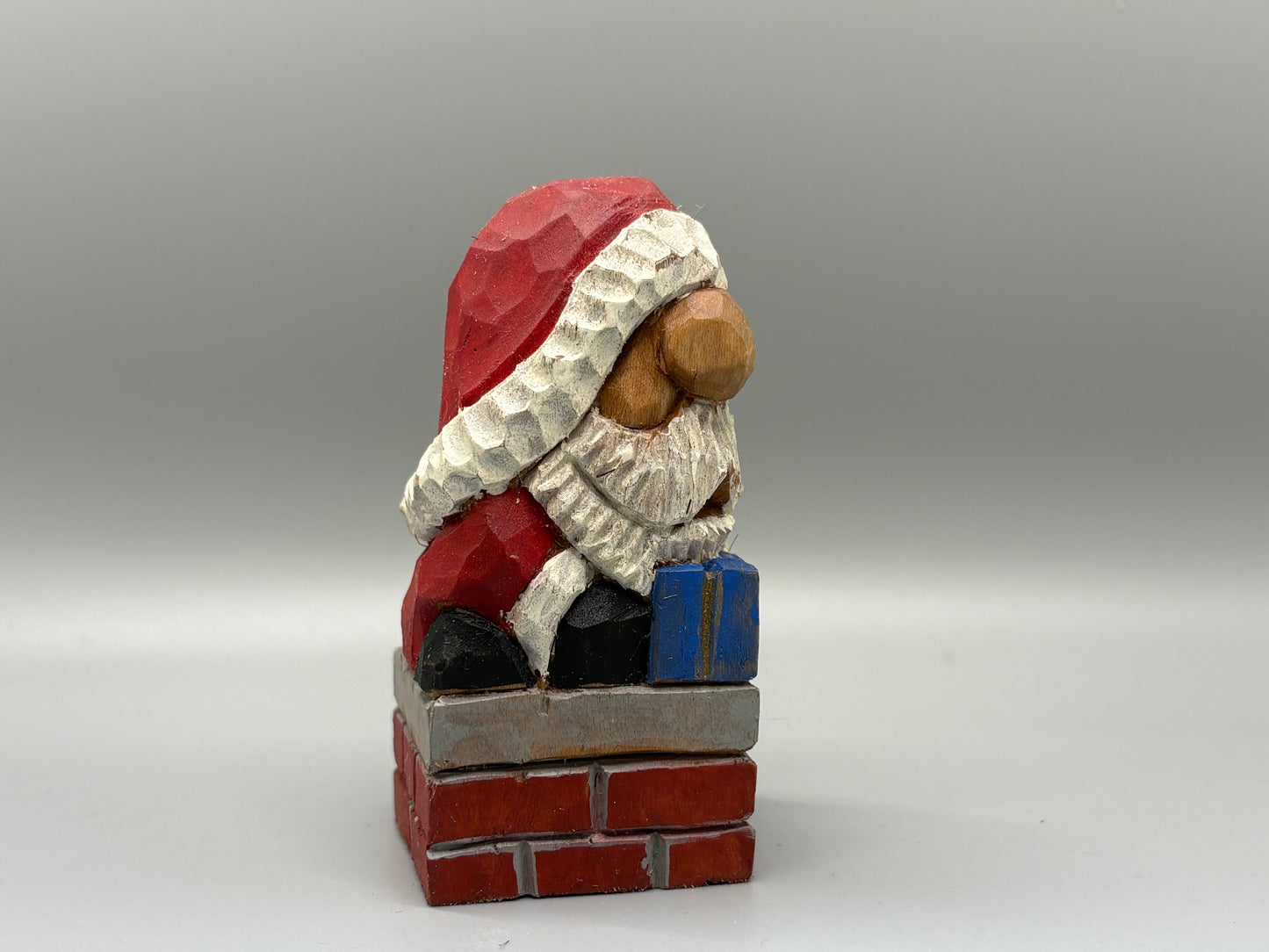 Wood Carving Santa (Copy)